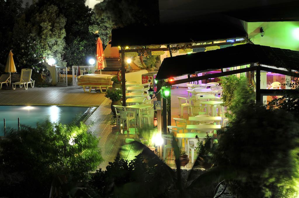 Fili Hotel Apartments Tigaki Exterior foto